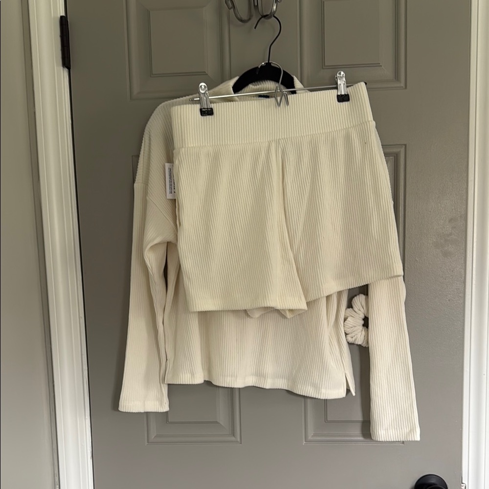NWT: Old Navy Cream Two-Piece Pajama Set Casual
